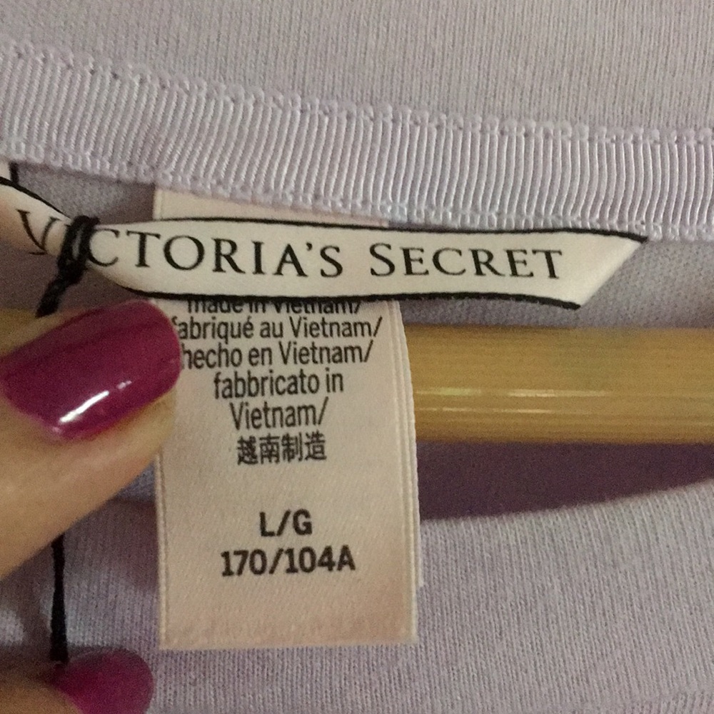 Victoria’s Secret tee - Picture 2 of 4